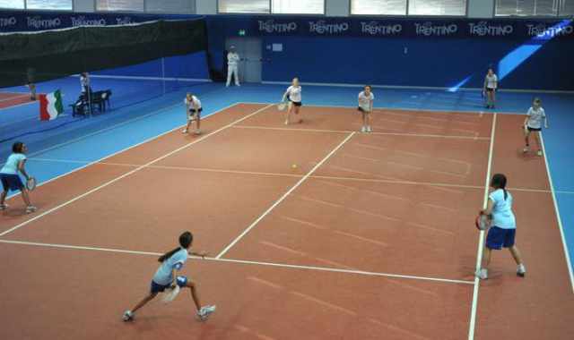 La palla tamburello, sport amato sulle spiagge ma snobbato dal Coni